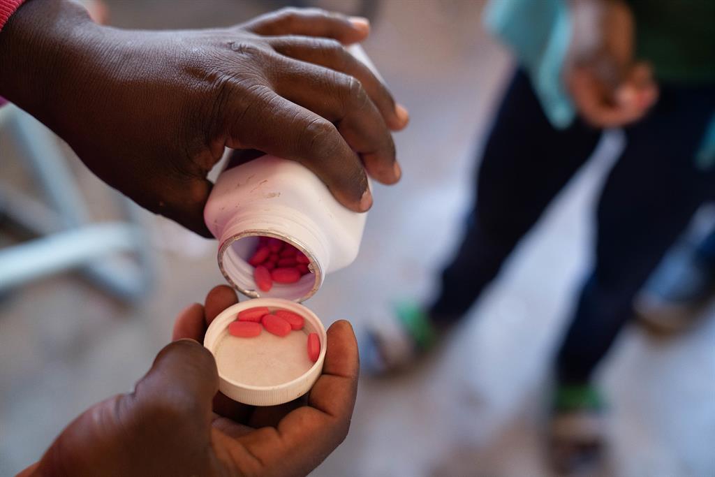 Fighting Trachoma in Mozambique6 Fighting Trachoma in Mozambique6