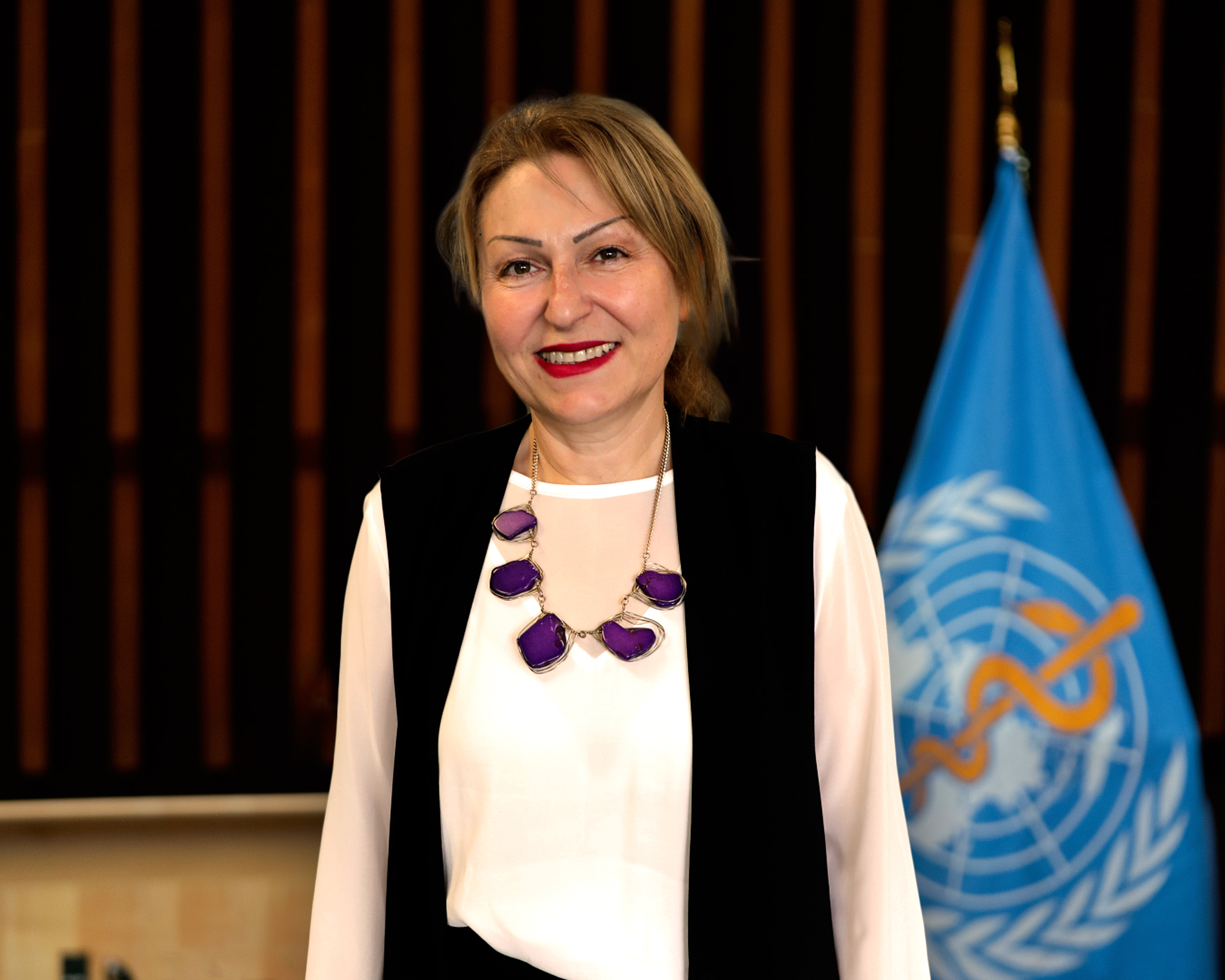 WR with WHO flag v01