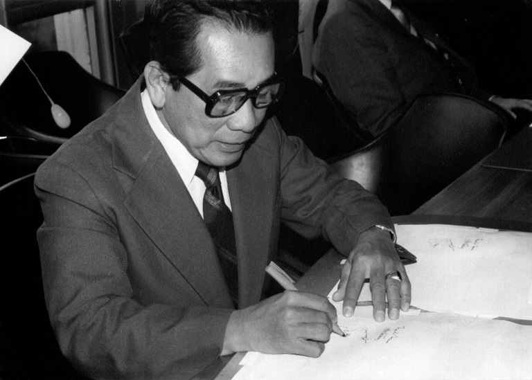 1979 Dr Jesus Azurin, Undersecretary of the Department of Health and member of the Global Commission for the Certification of Smallpox Eradication, formally signs the document declaring "that smallpox has been eradicated in every country in the world.”